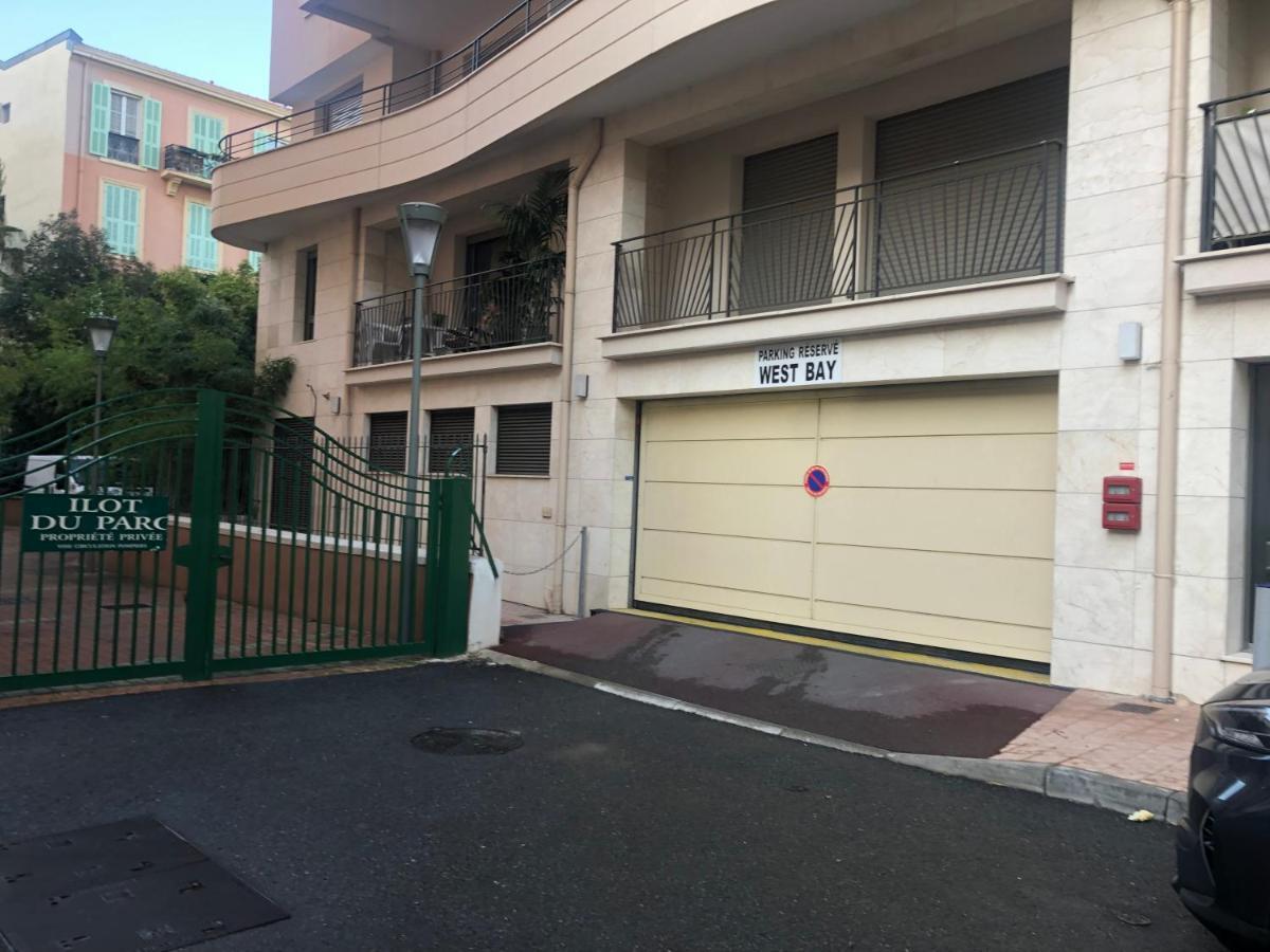 West Bay Lägenhet Menton Exteriör bild